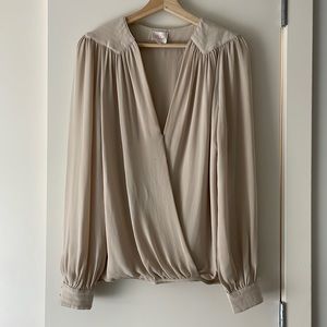 Parker Draped Long Sleeve Pleated V-Neck Blouse in Nude Size S